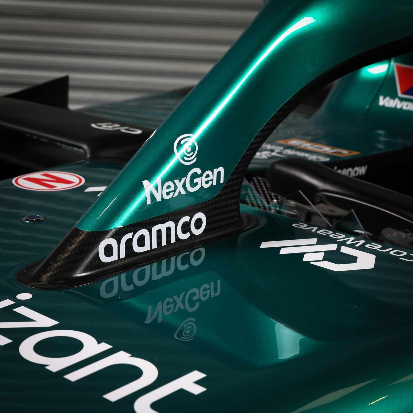 Official Aston Martin F1 Team Show Car – AMR25 2025 Formula 1 Livery Collector Edition