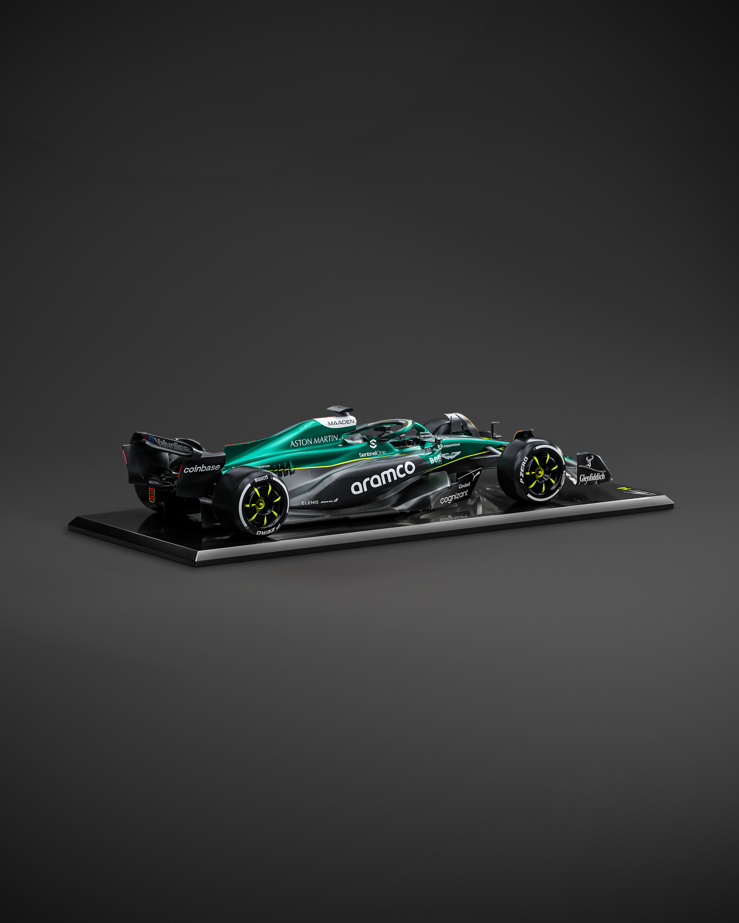 1:4 Scale Formula 1 Framed Car Replica – Carbon Series Motorsport Wall Art Display