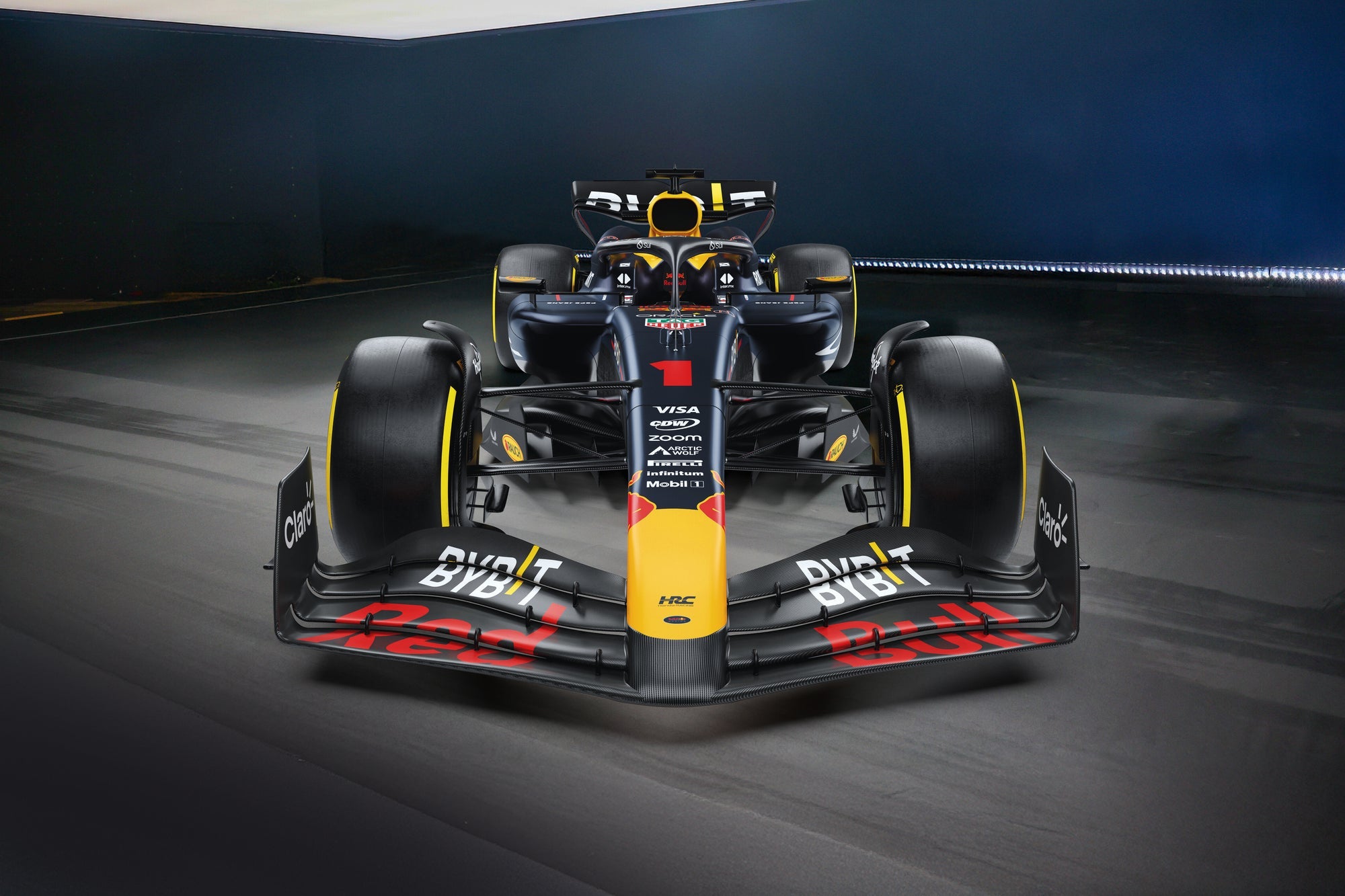 Official Oracle Red Bull Racing RB20 Show Car – 2024 Formula 1 Championship Edition