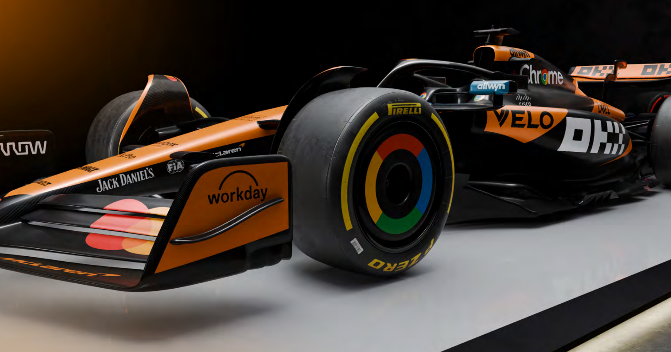 McLaren MCL39 Official Show Car – 2025 Formula 1 Double Championship Edition